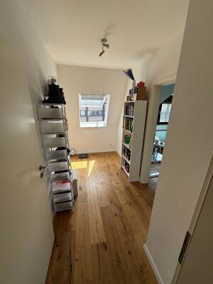 Möbliertes 21 m² WG-Zimmer – 650 € warm – Top Lage – 70435 Stuttgart – Vorschaubild 5