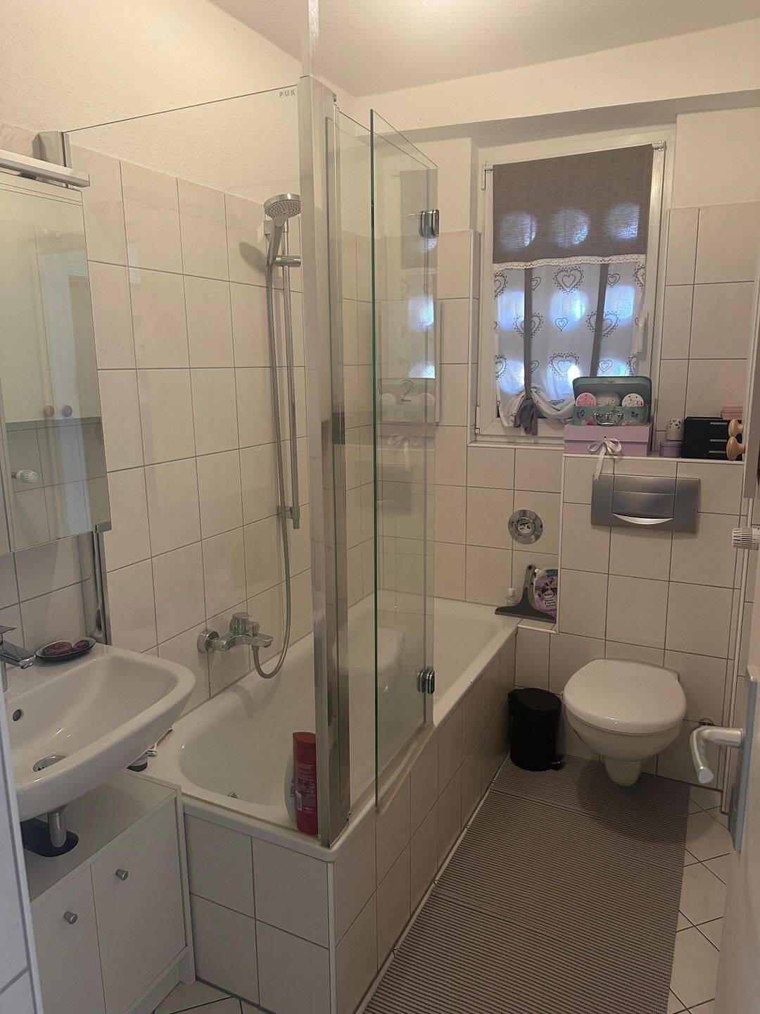 2 Zimmer mit Balkon direkt am Dutzendteich +++ mit Badewanne & WG-geeignet +++ – Nürnberg – Vorschaubild 5