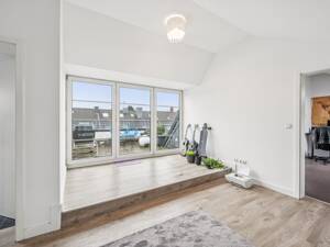 Vielseitiges Immobilien-Ensemble in Reisholz: bereits geteiltes MFH, Gewerbe und Garagenhof – 40599 Düsseldorf – Vorschaubild 7