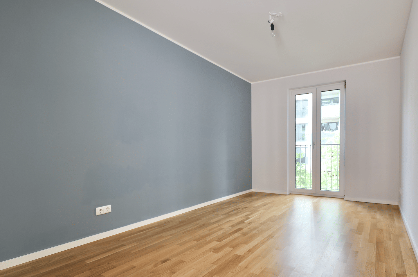 HOCHWERTIGE EINBAUKÜCHE, PARKETTBODEN & FUSSBODENHEIZUNG - 2 BALKONE - AUFZUG & TG-STELLPLATZ – Berlin – Vorschaubild 7