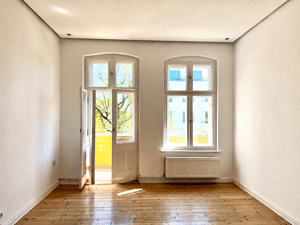Bezugsfreie 2-Zimmer-Altbauwohnung mit Balkon – 13156 Berlin – Vorschaubild 2