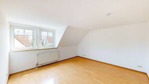 Einziehen oder investieren - Dachbodenpotenzial inkl. TG – 85055 Ingolstadt – Vorschaubild 3