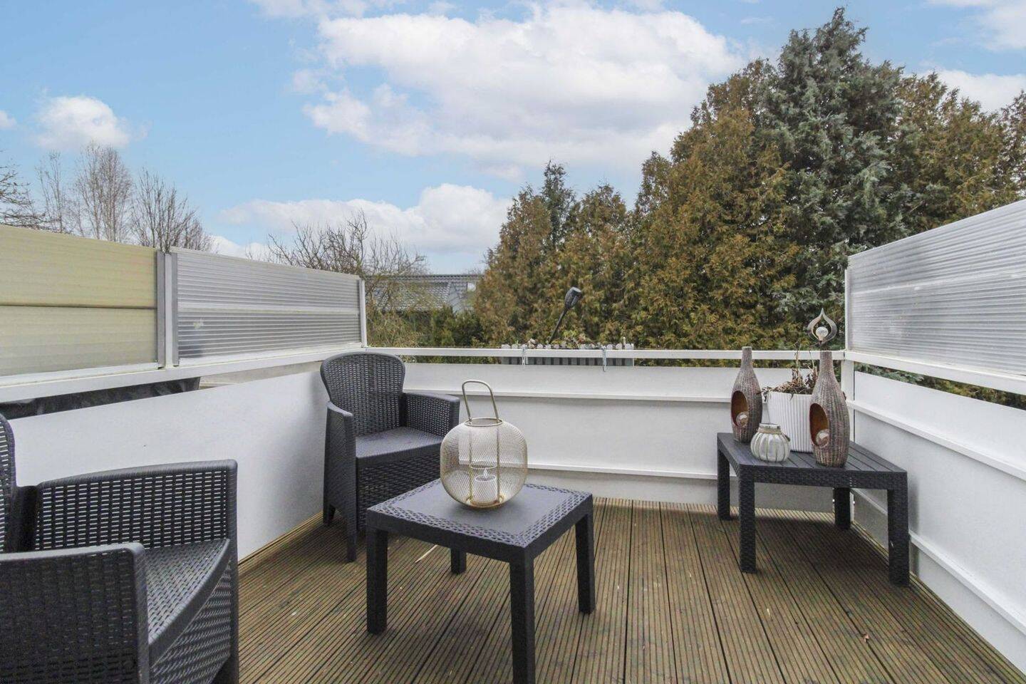 Flexibles Wohnen & Vermieten: 6-Zimmer-Reihenendhaus mit zwei Wohneinheiten nahe Güstrow – Lüssow – Vorschaubild 8