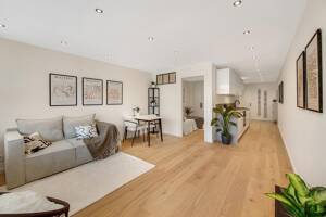Erstbezug nach Kernsanierung: Exklusive Designerwohnung mit EBK, Balkon & TG-Stellplatz – 53129 Bonn – Vorschaubild 1