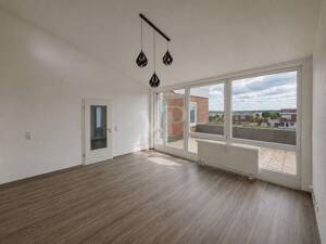 STYLISCHE PENTHOUSE-WOHNUNG MIT DEM BESONDEREN FLAIR – 38444 Wolfsburg – Vorschaubild 2