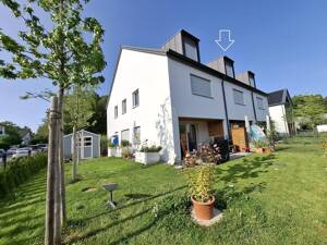 Energiesparend und gesund Wohnen: Neues Holzmassiv-Reihenhaus mit 6 Zimmern in Obermenzing – 81247 München – Vorschaubild 2