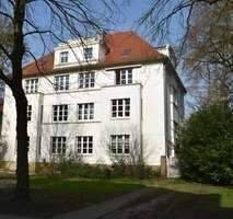 Außergewöhnliche MFH - Hälfte als GENERATIONSHAUS in therapeutisch ruhiger Grünlage am Park – Bielefeld – Vorschaubild 3