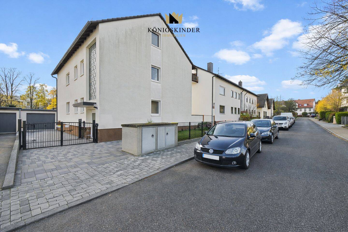 Kapitalanlage oder Mehrgenerationenhaus: MFH mit Pool, großem Garten und 4 Wohnungen in Karlsruhe – Karlsruhe – Vorschaubild 2