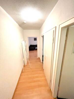 Rarität - Vollmöblierte zentrale Wohnung am Wehrhahn – 40233 Düsseldorf – Vorschaubild 4