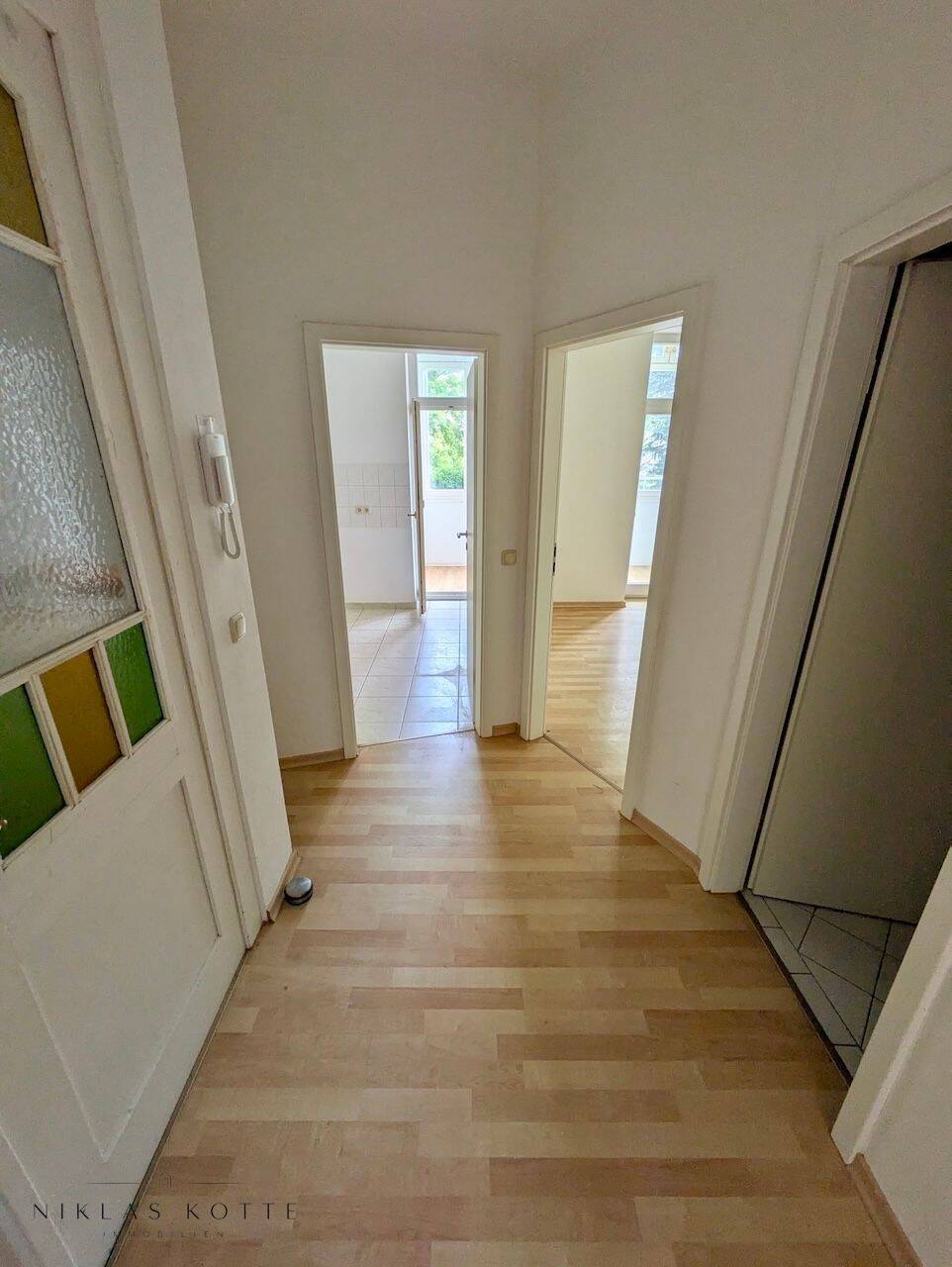 ++ ankommen und wohlfühlen: tolle 2-Raum Wohnung - mit Wintergarten - in Chemnitz ++ – Chemnitz – Vorschaubild 8