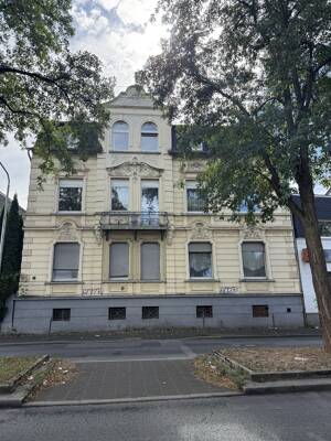 Vielseitiges Mehrfamilienhaus im Herzen Iserlohns - Ihr ideales Investment!