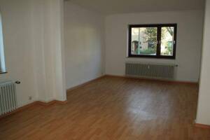## Nähe Mercedes, 6 Parteienhaus, 2 Garagen, 2 Stellplätze, Gartenhaus ## – 28325 Bremen – Vorschaubild 3