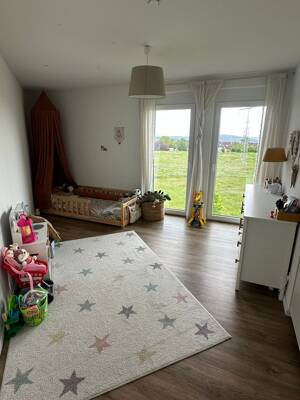 Traumhaft helle 4-Zimmer-Maisonettewohnung mit Balkon in 97076 Würzburg, Lengfeld – 97076 Würzburg – Vorschaubild 4