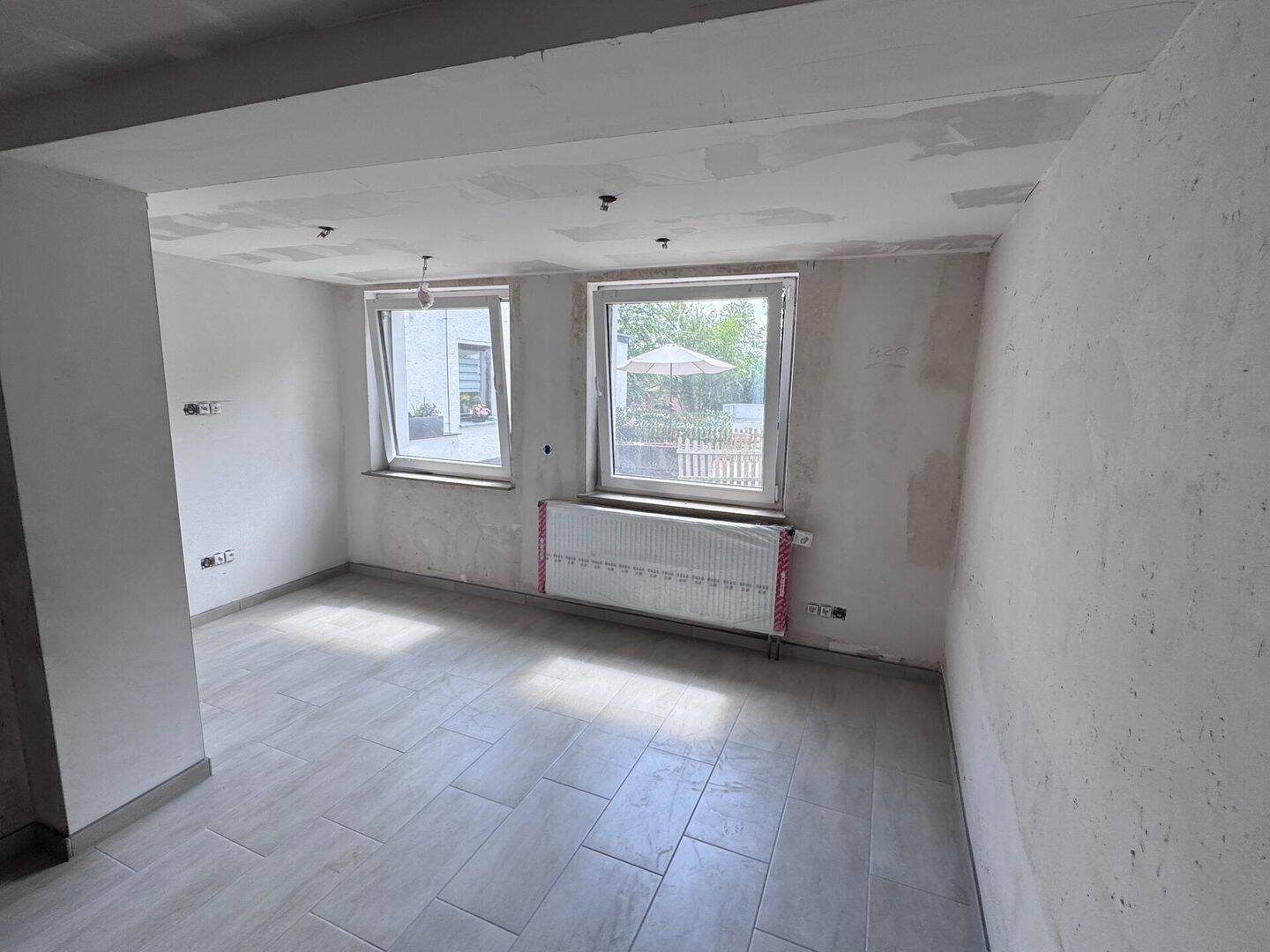 Modernisiertes Einfamilienhaus mit Sonnenterrasse und separatem Zugang in Marienberg – Übach-Palenberg – Vorschaubild 5