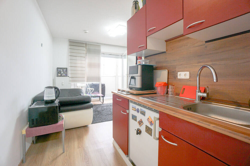 Vollmöbliertes 1-Zimmer-Apartment mit Wintergarten in zentraler Lage von Nürnberg - attraktiver Standort nahe der Technischen Universität Nürnberg – Nürnberg – Vorschaubild 4