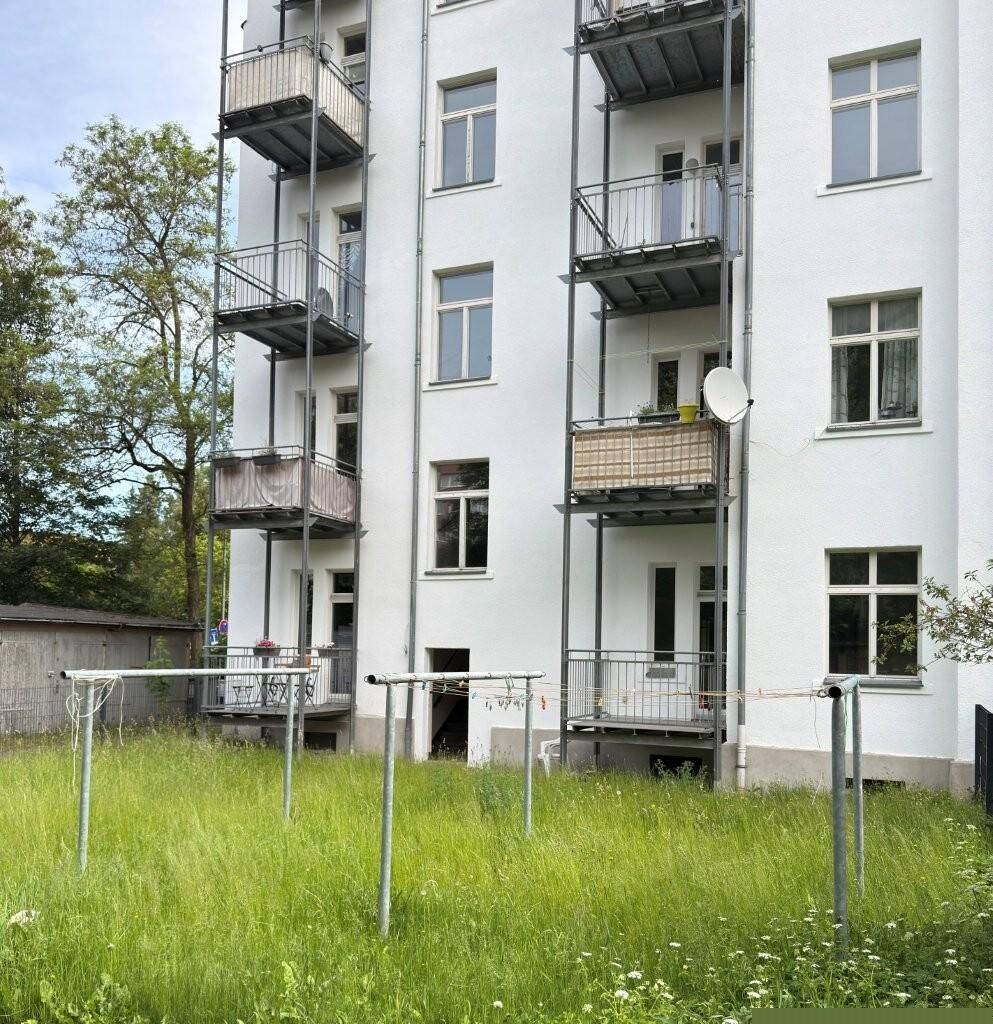 Erstbezug nach Sanierung! WG-geeignet + Wohnen am Campus... 2 Zimmer + EBK + Balkon + Bad mit Wanne + Gäste-WC+ schöner Garten – Chemnitz – Vorschaubild 8