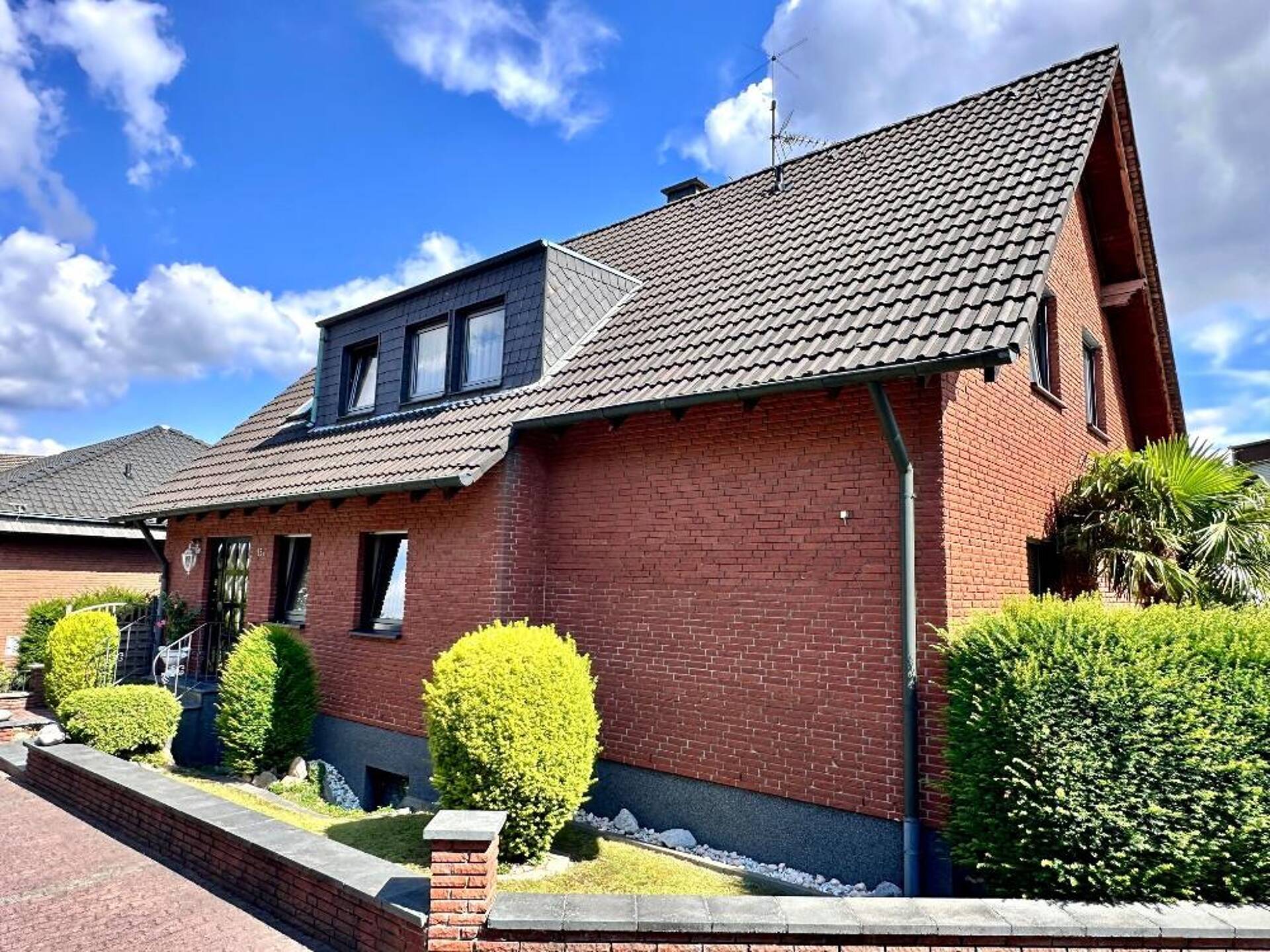 Mehrfamilienhaus in 44532 Lünen mit 210 m² kaufen