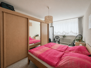 Großzügige sowie helle 3-Zimmer-Wohnung mit sonnigem Balkon und Weitblick in guter Lage – 30629 Hannover – Vorschaubild 9