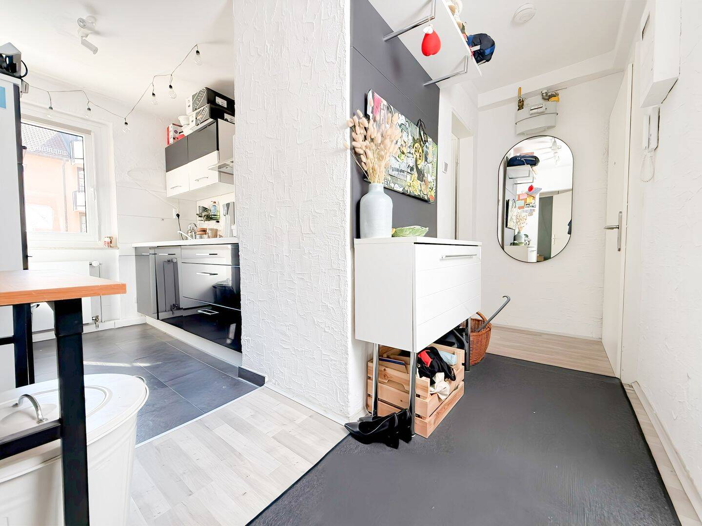 Top-Lage in Erlangen: 2-Zimmer-Wohnung mit bis zu 5 % Rendite und WG-Potenzial – Erlangen – Vorschaubild 6