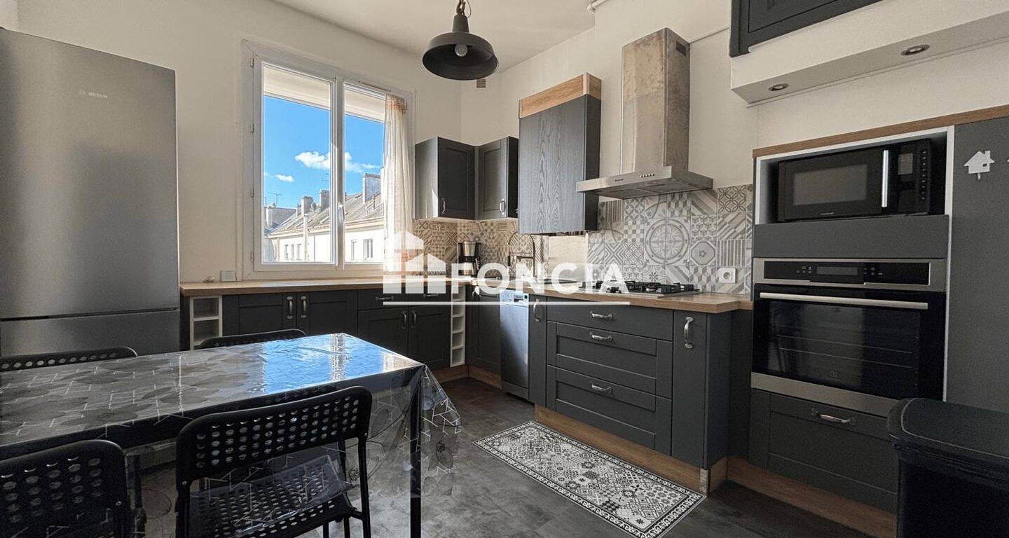 Appartement 3 pièces 79 m² · à Saint-Nazaire · 79 m² · 740 €/mois