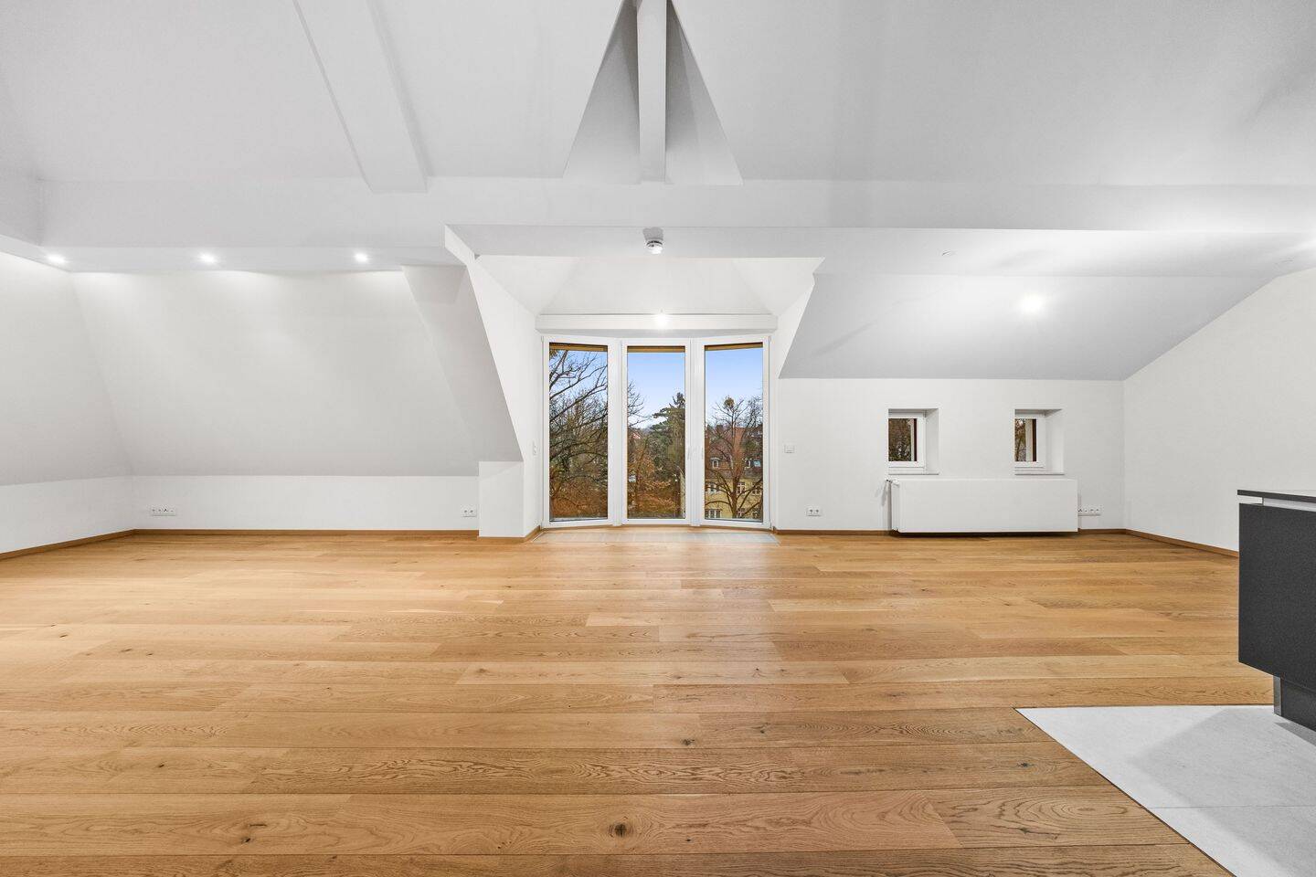 Erstbezug: Frisch ausgebaute Dachgeschoss-Maisonette mit Galerie und 5 Zimmern – Berlin – Vorschaubild 5