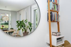 Ein Refugium für die Zukunft: Stilvolles Familienglück mit eigenem Garten in München – 81249 München – Vorschaubild 9