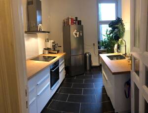 6 Monate: 3 Zimmer sanierter Albau mit Balkon im Winskiez – 10405 Berlin – Vorschaubild 4