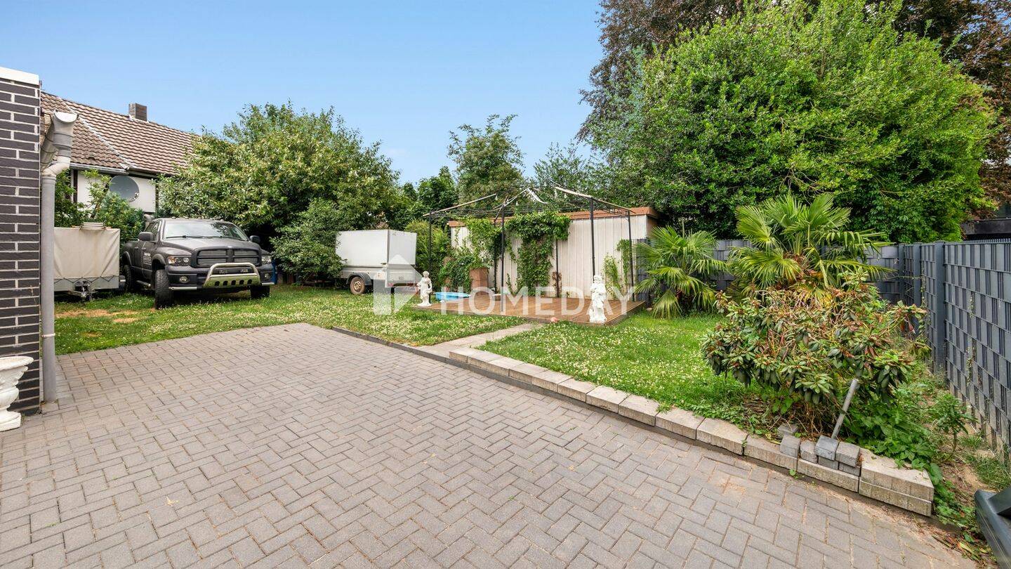 Modernisiertes Familienglück mit Garage, Garten, Terrasse und Einbauküche in Beckrath – Mönchengladbach – Vorschaubild 3
