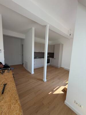 Exklusives DG-Juwel im Erstbezug: Luxus-Neubau mit Loggia, Aufzug & Wannenbad – Sofort bezugsfertig! – 12055 Berlin – Vorschaubild 1