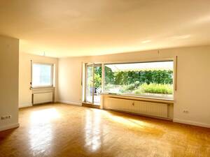 Sonnige Wohnung mit großer Terrasse, Schwimmbad , Sauna direkt an der Fulda – 34125 Kassel – Vorschaubild 3