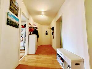 Charmante 3-Zimmer-Wohnung mit Sonnenbalkon in Essen-Frohnhausen – 45145 Essen – Vorschaubild 2