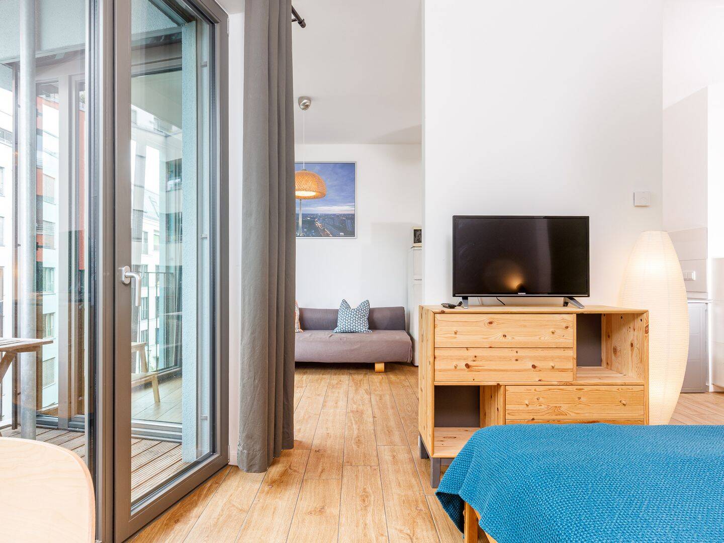 Start Up - Neubauwohnung im Revaler Eck mit Balkon, Dachterrasse und Stadtkultur im Simon-Dach-Kiez – Berlin – Vorschaubild 6