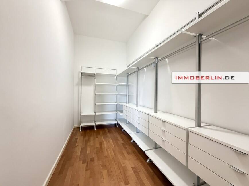 IMMOBERLIN.DE - Toplage im Baudenkmal! Kernsaniertes Loft mit Pkw-Stellplatz – Berlin – Vorschaubild 7