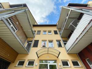Großzügiger Balkon & offenes Wohnen - hier fühlt man sich wohl! – 1326 Dresden – Vorschaubild 3