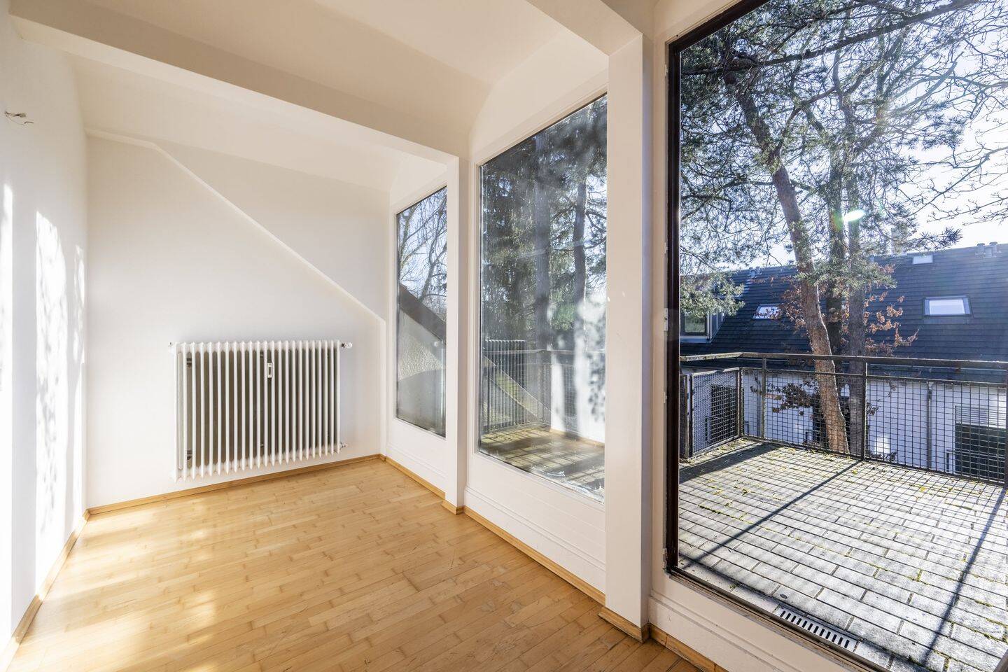 Das besondere Schmuckstück in Obermenzing - einzigartige Dachgeschosswohnung im Loft-Charakter – München – Vorschaubild 7