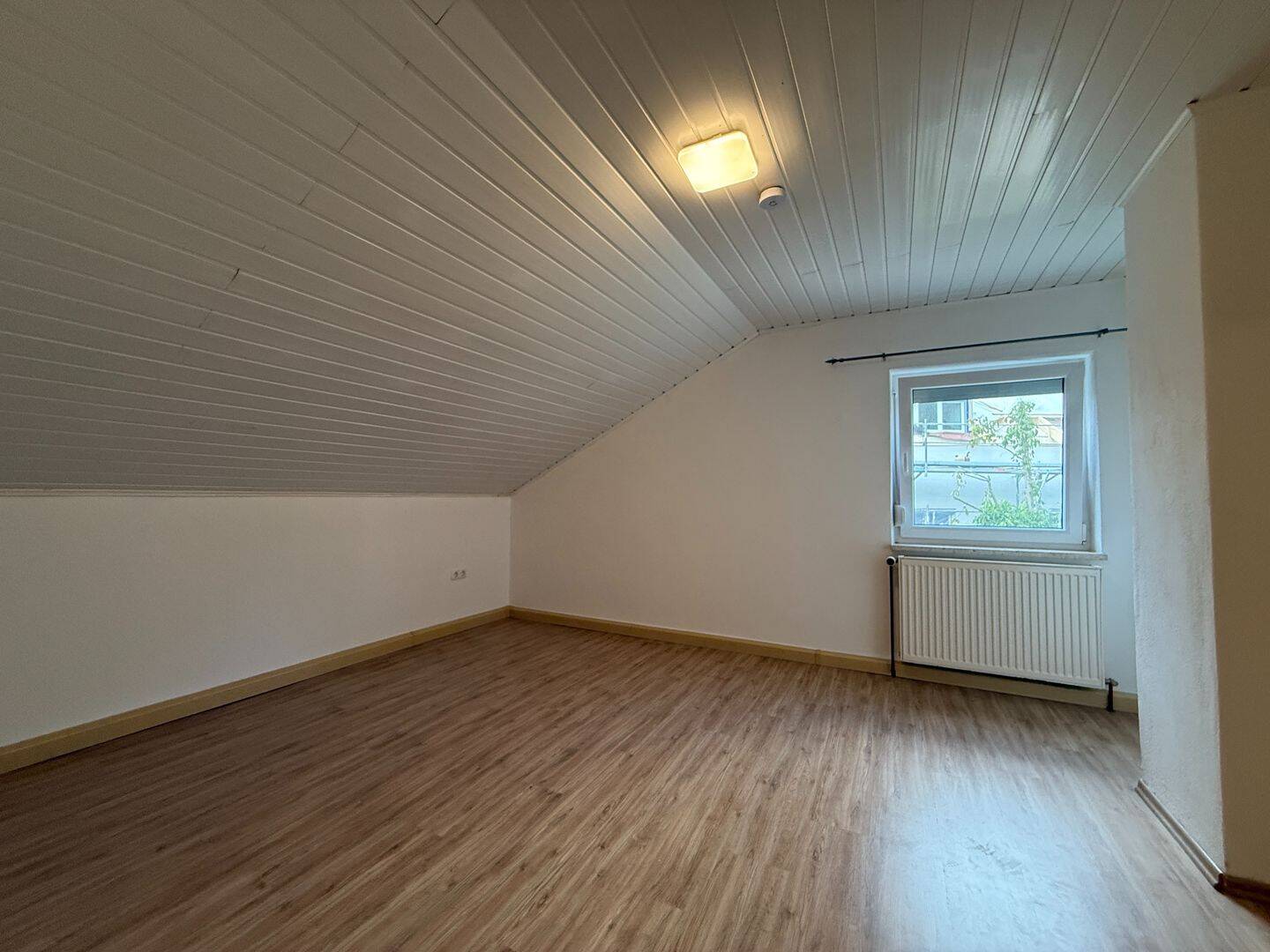 4,4 % Bruttorendite! Zentrumsnahe DHH in Deggendorf! – Deggendorf – Vorschaubild 5