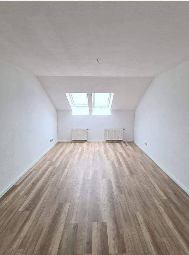 Interesse? Attraktive Zwei-Zimmer-Wohnung mit Einbauküche – Chemnitz – Vorschaubild 5