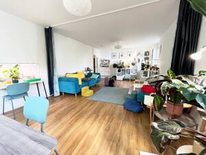 Hell & modern & viel Platz: 3 Zimmer mit Balkon, guter Schnitt, modernes Bad, Gäste-WC, Aufzug – 50968 Köln – Vorschaubild 2