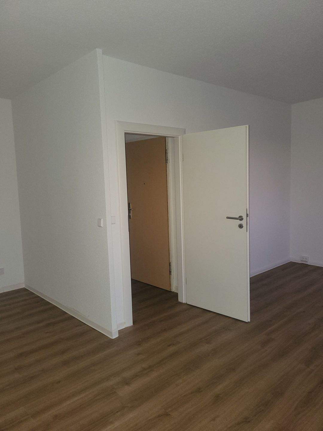CORDULA IMMOBILIEN 3 Raum - Wohnung mit Balkon kaufen / einziehen oder Kapitalanlage CORDULA 1244 – Erfurt – Vorschaubild 5