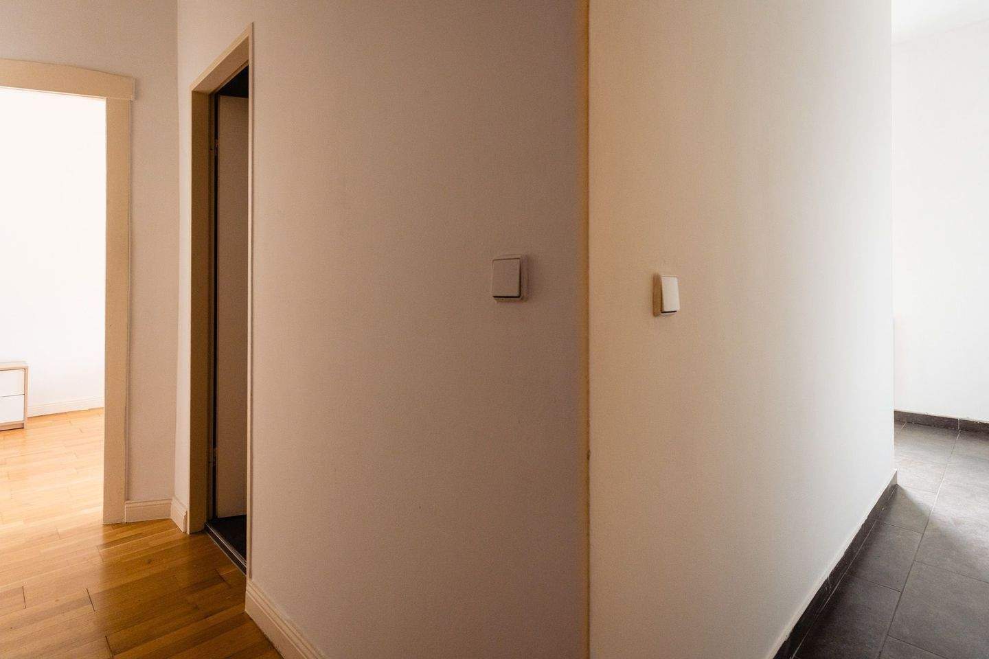 Sanierte Altbauwohnung mit freiem Blick nahe dem Tempelhofer Feld. – Berlin – Vorschaubild 7