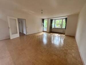Zentral gelegene 3 Zimmer City-Wohnung mit zwei Balkonen, hell und gut geschnitten. – 40474 Düsseldorf – Vorschaubild 2