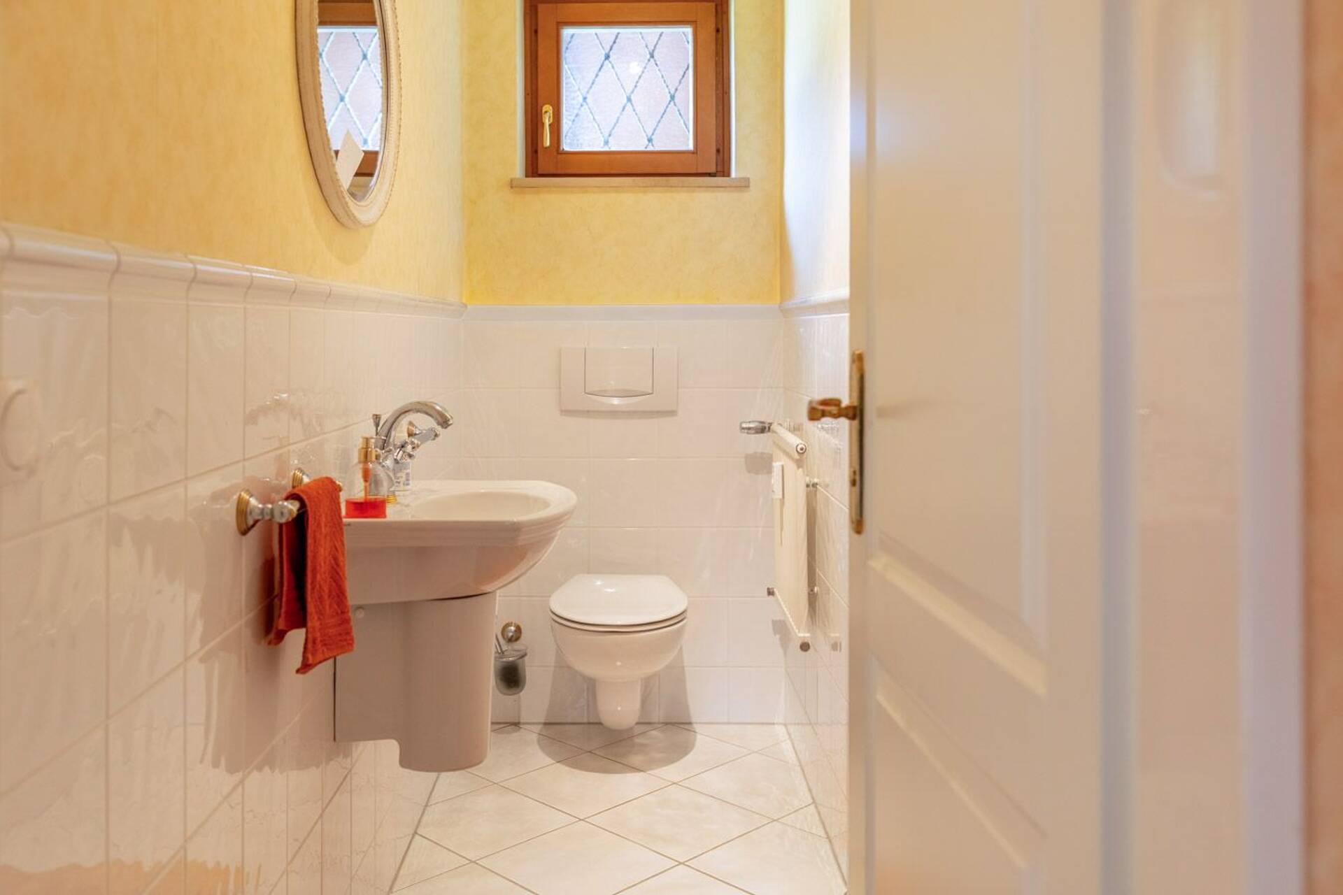 Haus in 82041 Oberhaching mit 434 m² kaufen