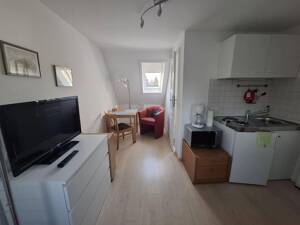 Nur Wochenendfahrer,für 1 Person- 1-Zi.Apartment,ruhig, im trendigen Langenhorn – 22417 Hamburg – Vorschaubild 2