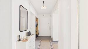 HEGERICH: Vermietete 3-Zimmer-Hochparterrewohnung mit Westbalkon in München-Trudering-Riem! – 81827 München – Vorschaubild 5