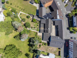 Gepflegte Hofanlage mit 2 Wohnhäusern, Nebengebäuden u.v.m. / Bauvorbescheid für 3. Wohnhaus – 53123 Bonn – Vorschaubild 2