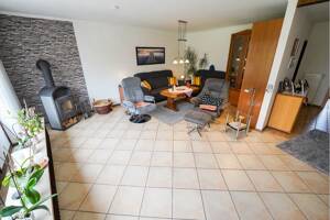 - NOTARVERTRAG IN VORBEREITUNG- Einfamilienhaus mit Garage im schönen Fehrmoor Leherheide – 27578 Bremerhaven – Vorschaubild 3