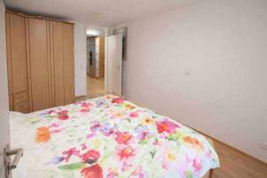 Naturnahes Wohnen: 3,5 Zi. Wohnung mit Garage und Wintergarten. Energieeff. C – 71120 Grafenau – Vorschaubild 7