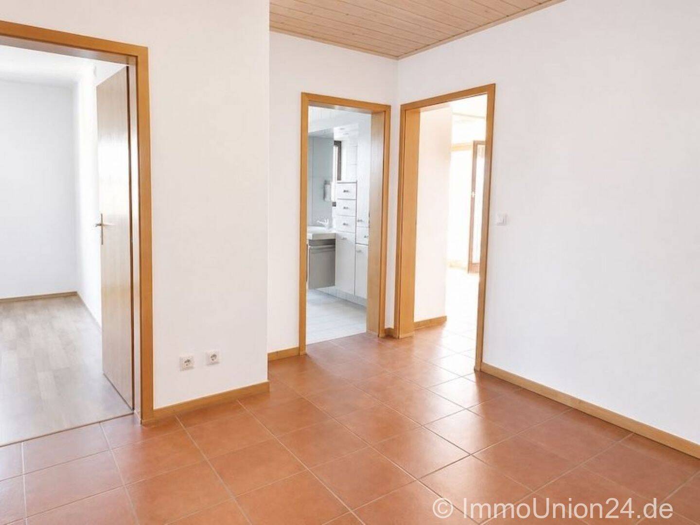 Gemütliches Zuhause mit 15 m² Dachterrasse und Grünblick in ruhiger Wohnlage mit Tiefgarage – Fürth – Vorschaubild 8