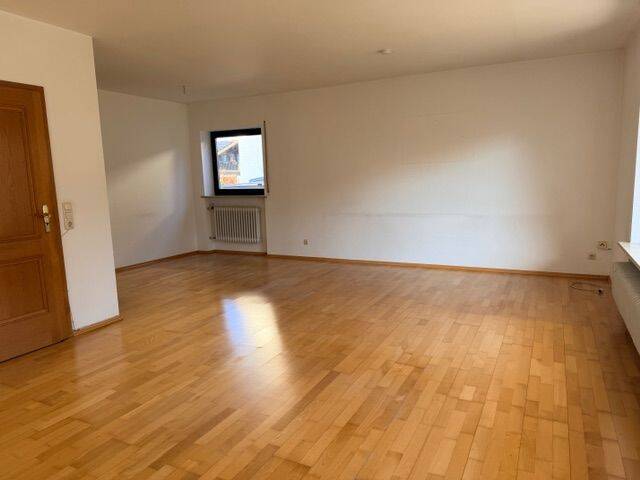 Gepflegtes Doppelhaus mit großem Potential in ruhiger Lage mit Top-Anbindung – Bad Grönenbach – Vorschaubild 5