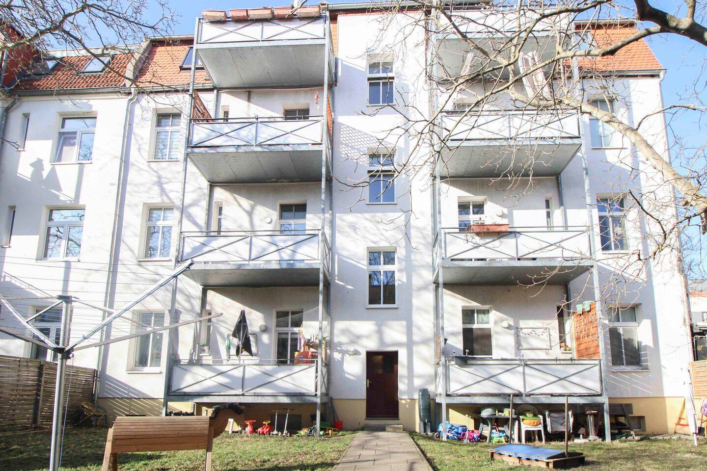 Charmante 3-Zimmer-Altbauwohnung in der historischen Angersiedlung – Magdeburg – Vorschaubild 2